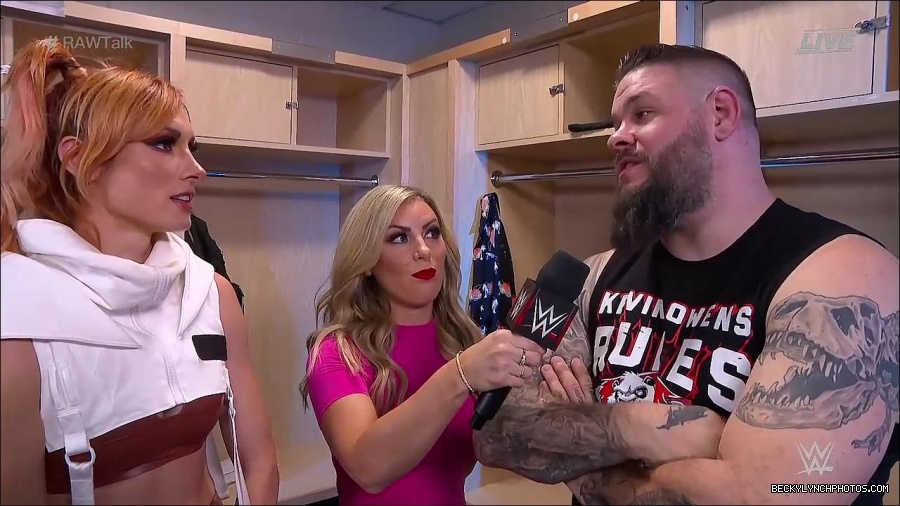 WWE_Raw_Talk_2022_07_18_720p_WEB_h264-HEEL_mp4_001349387.jpg