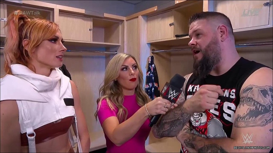 WWE_Raw_Talk_2022_07_18_720p_WEB_h264-HEEL_mp4_001350987.jpg