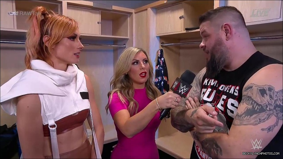 WWE_Raw_Talk_2022_07_18_720p_WEB_h264-HEEL_mp4_001353387.jpg