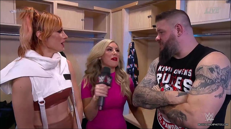 WWE_Raw_Talk_2022_07_18_720p_WEB_h264-HEEL_mp4_001362587.jpg