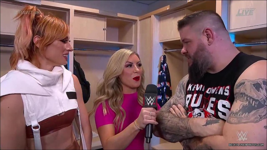 WWE_Raw_Talk_2022_07_18_720p_WEB_h264-HEEL_mp4_001363387.jpg