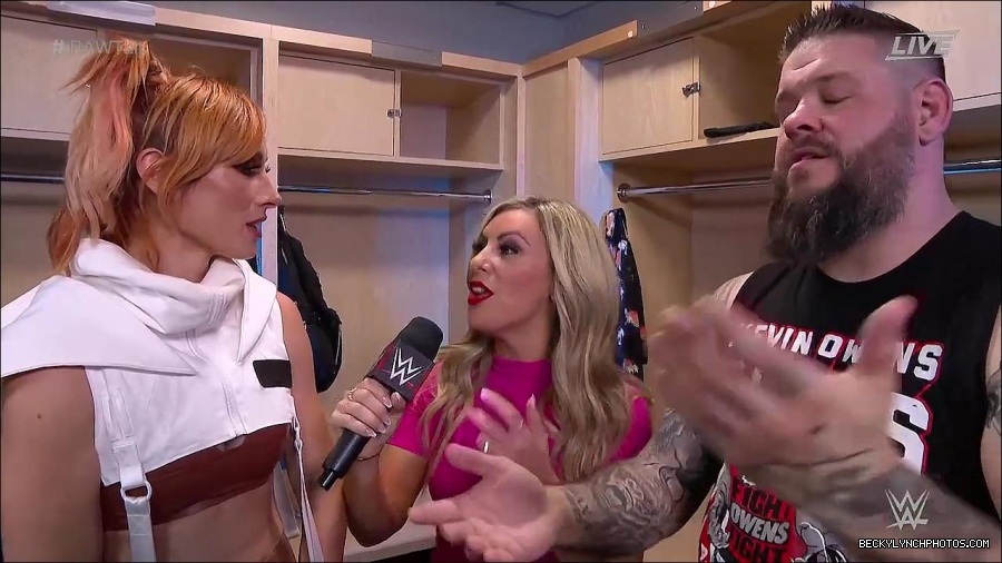 WWE_Raw_Talk_2022_07_18_720p_WEB_h264-HEEL_mp4_001364987.jpg