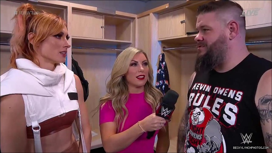 WWE_Raw_Talk_2022_07_18_720p_WEB_h264-HEEL_mp4_001371787.jpg