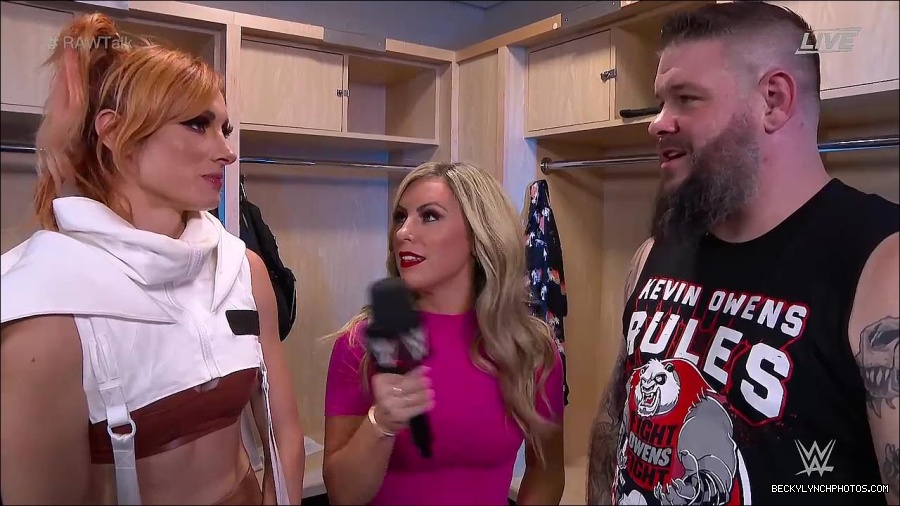 WWE_Raw_Talk_2022_07_18_720p_WEB_h264-HEEL_mp4_001372187.jpg