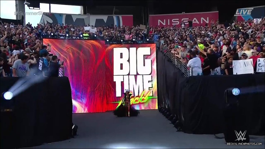 WWE_SummerSlam_2022_720p_WEB_h264-HEEL_mp4_000270887.jpg