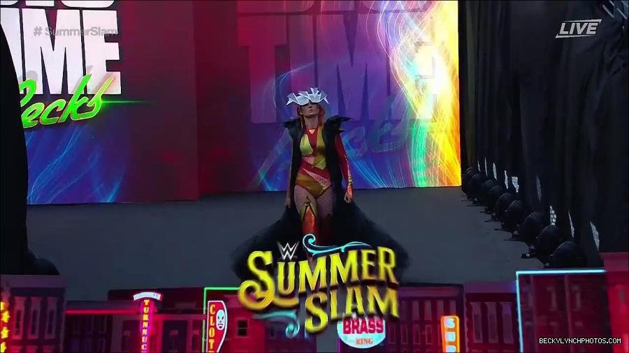 WWE_SummerSlam_2022_720p_WEB_h264-HEEL_mp4_000276487.jpg