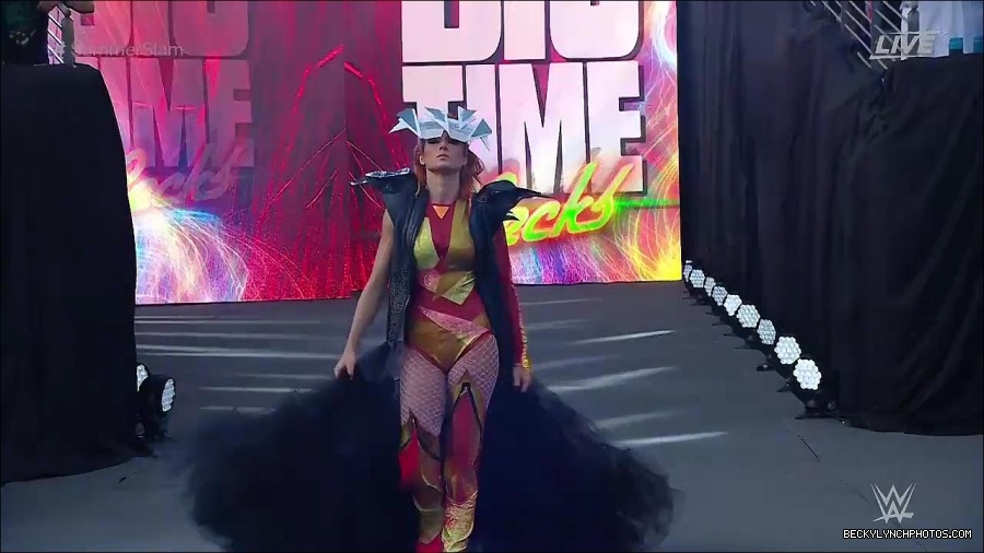 WWE_SummerSlam_2022_720p_WEB_h264-HEEL_mp4_000282087.jpg