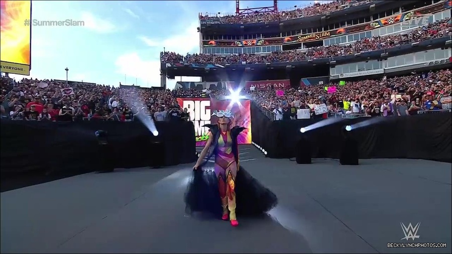 WWE_SummerSlam_2022_720p_WEB_h264-HEEL_mp4_000285287.jpg