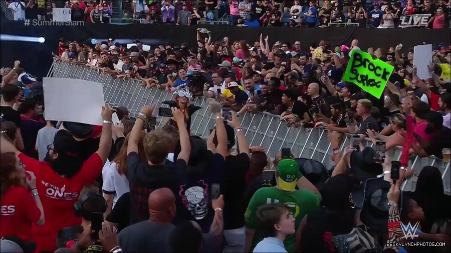 WWE_SummerSlam_2022_720p_WEB_h264-HEEL_mp4_000308487.jpg