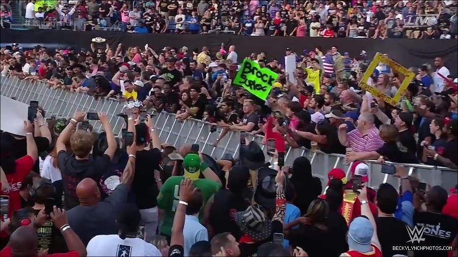 WWE_SummerSlam_2022_720p_WEB_h264-HEEL_mp4_000310487.jpg