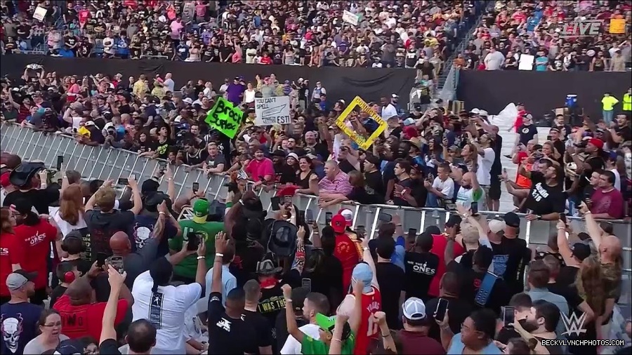 WWE_SummerSlam_2022_720p_WEB_h264-HEEL_mp4_000314087.jpg