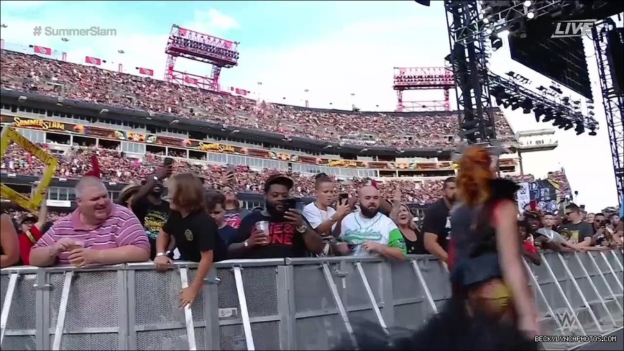 WWE_SummerSlam_2022_720p_WEB_h264-HEEL_mp4_000316087.jpg