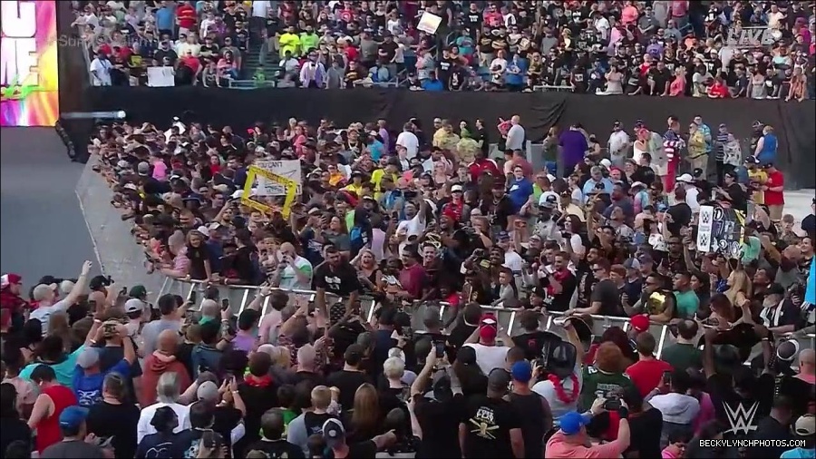 WWE_SummerSlam_2022_720p_WEB_h264-HEEL_mp4_000318887.jpg