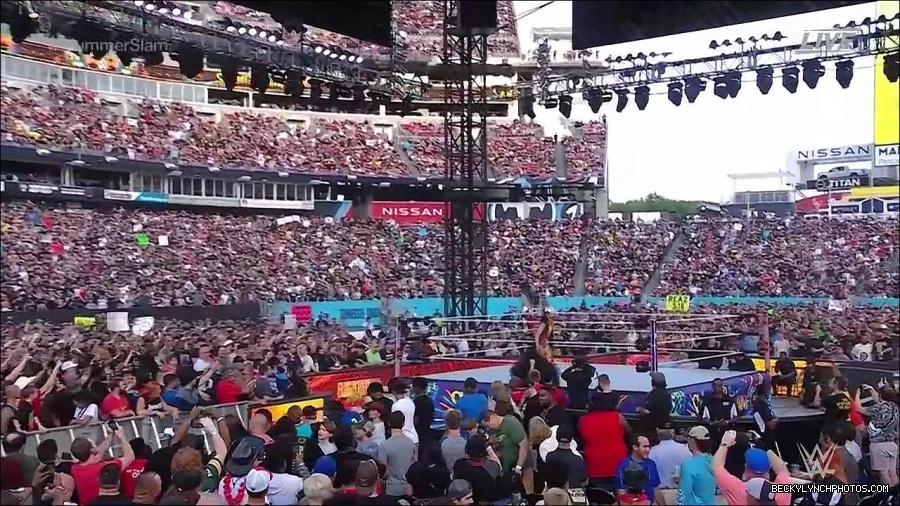 WWE_SummerSlam_2022_720p_WEB_h264-HEEL_mp4_000339287.jpg