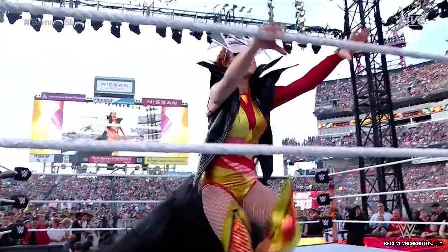 WWE_SummerSlam_2022_720p_WEB_h264-HEEL_mp4_000350887.jpg