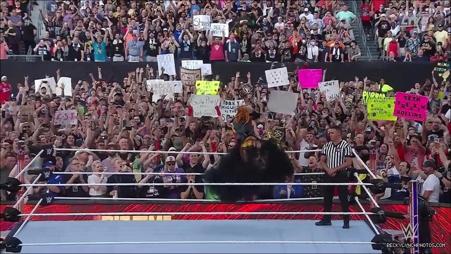 WWE_SummerSlam_2022_720p_WEB_h264-HEEL_mp4_000360887.jpg
