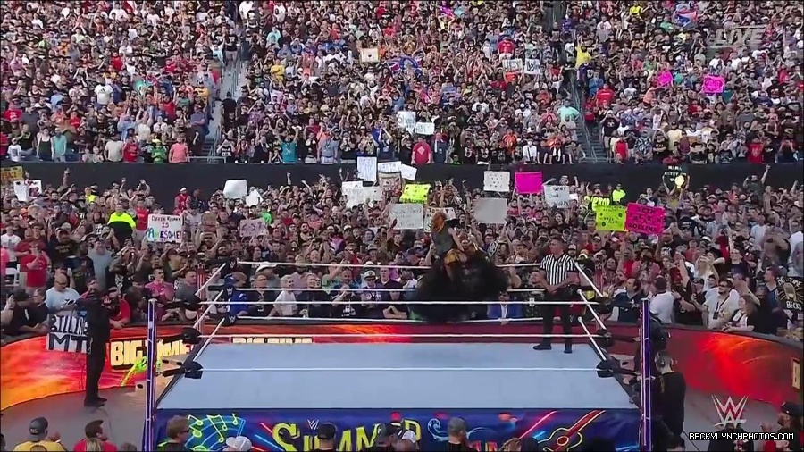 WWE_SummerSlam_2022_720p_WEB_h264-HEEL_mp4_000364887.jpg