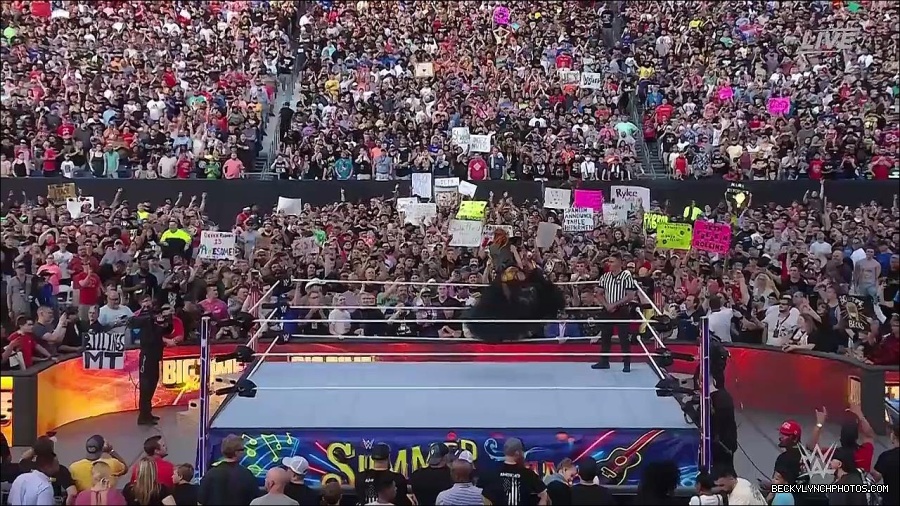 WWE_SummerSlam_2022_720p_WEB_h264-HEEL_mp4_000366087.jpg