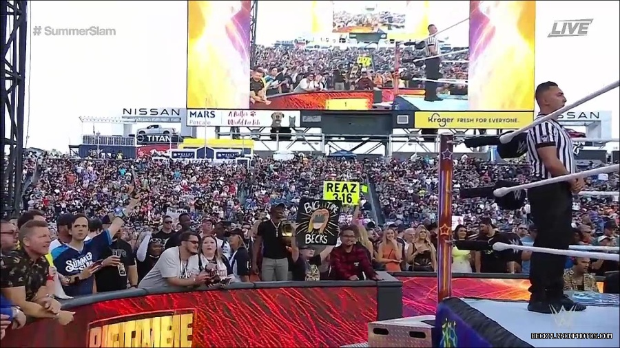 WWE_SummerSlam_2022_720p_WEB_h264-HEEL_mp4_000370887.jpg