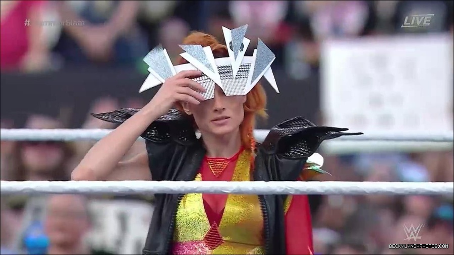 WWE_SummerSlam_2022_720p_WEB_h264-HEEL_mp4_000372487.jpg