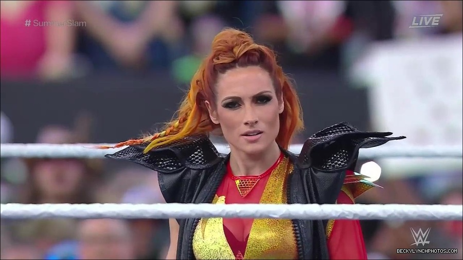 WWE_SummerSlam_2022_720p_WEB_h264-HEEL_mp4_000374887.jpg