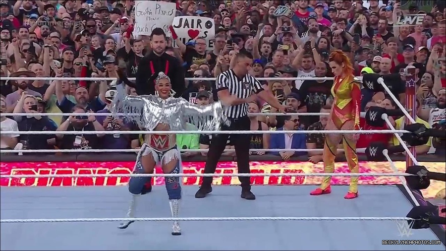 WWE_SummerSlam_2022_720p_WEB_h264-HEEL_mp4_000445687.jpg
