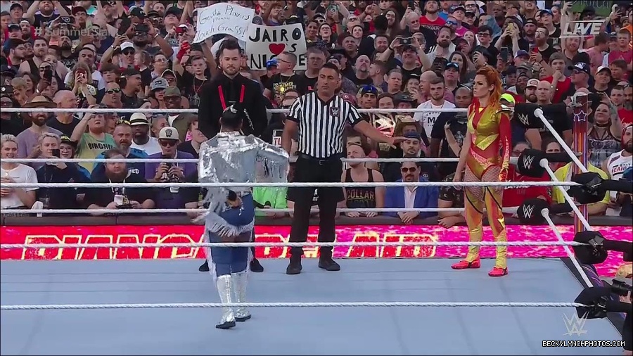 WWE_SummerSlam_2022_720p_WEB_h264-HEEL_mp4_000452487.jpg