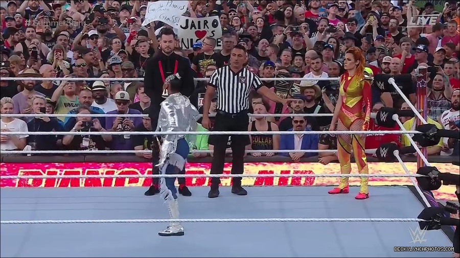 WWE_SummerSlam_2022_720p_WEB_h264-HEEL_mp4_000452887.jpg