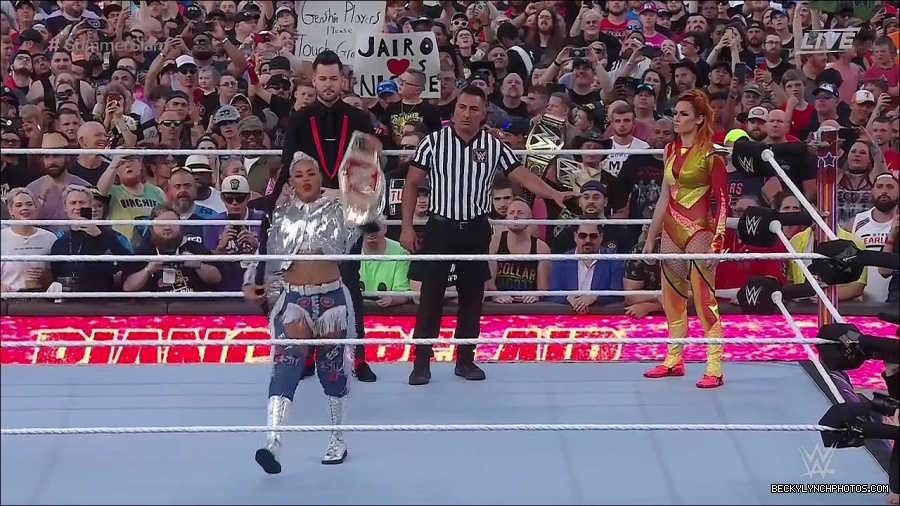 WWE_SummerSlam_2022_720p_WEB_h264-HEEL_mp4_000454487.jpg