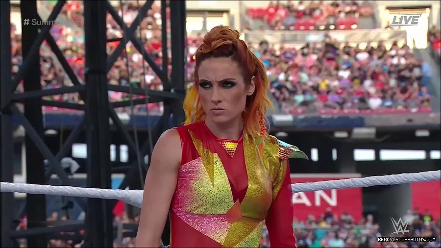 WWE_SummerSlam_2022_720p_WEB_h264-HEEL_mp4_000464087.jpg