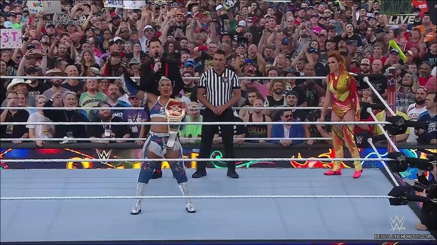 WWE_SummerSlam_2022_720p_WEB_h264-HEEL_mp4_000494487.jpg