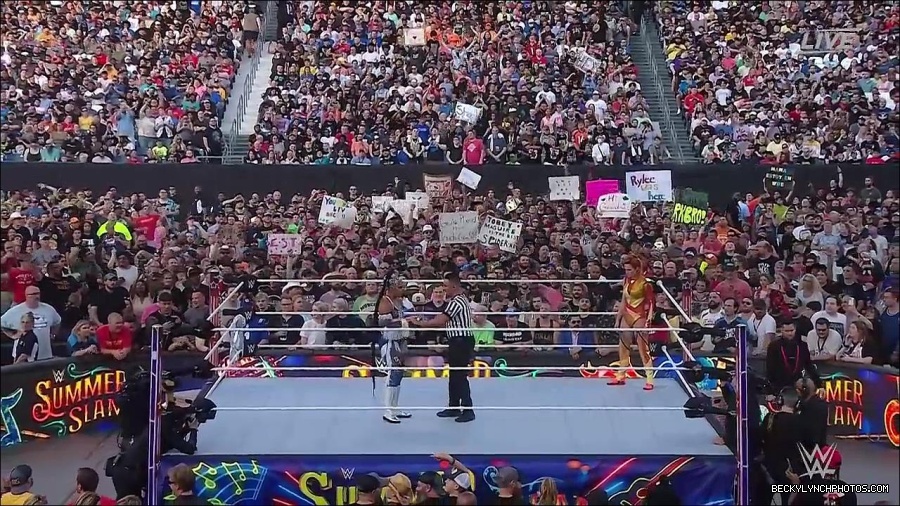 WWE_SummerSlam_2022_720p_WEB_h264-HEEL_mp4_000507687.jpg
