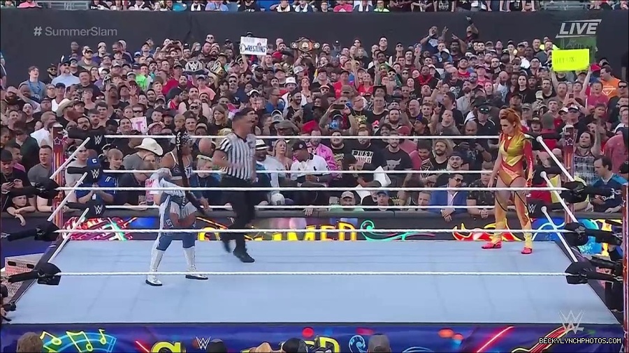 WWE_SummerSlam_2022_720p_WEB_h264-HEEL_mp4_000528487.jpg