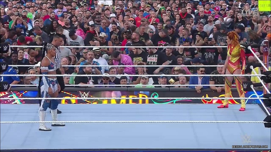 WWE_SummerSlam_2022_720p_WEB_h264-HEEL_mp4_000533687.jpg