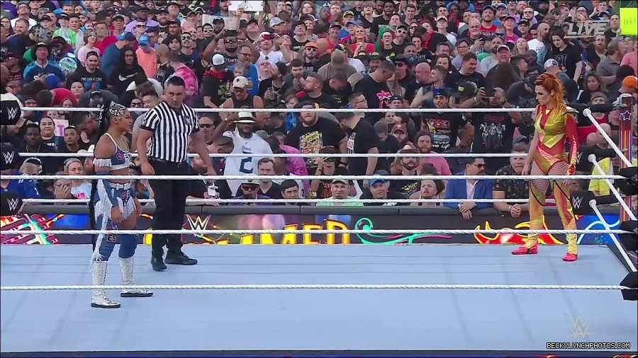 WWE_SummerSlam_2022_720p_WEB_h264-HEEL_mp4_000534487.jpg