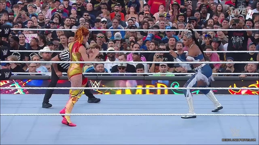 WWE_SummerSlam_2022_720p_WEB_h264-HEEL_mp4_000544087.jpg