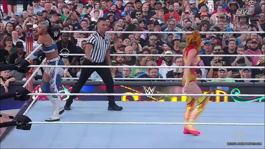 WWE_SummerSlam_2022_720p_WEB_h264-HEEL_mp4_000551454.jpg