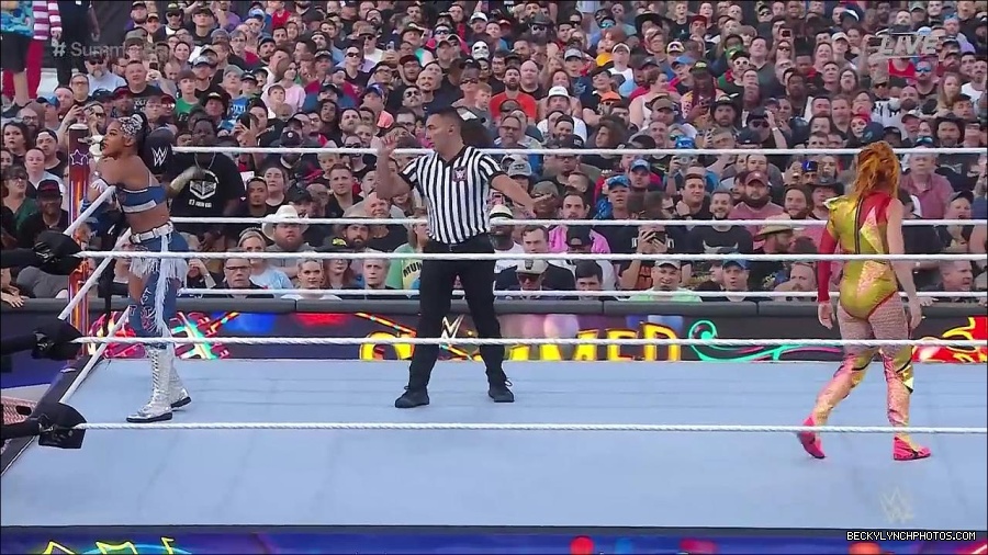 WWE_SummerSlam_2022_720p_WEB_h264-HEEL_mp4_000553054.jpg