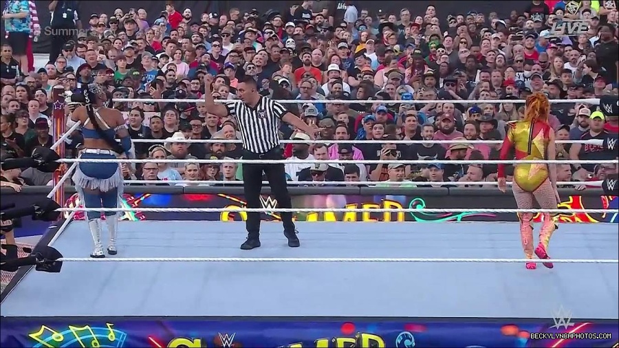 WWE_SummerSlam_2022_720p_WEB_h264-HEEL_mp4_000553854.jpg