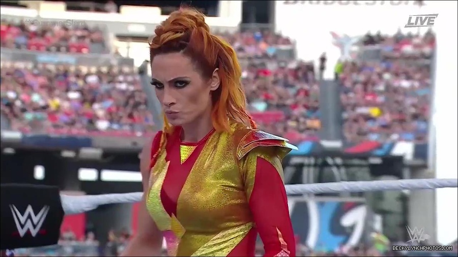 WWE_SummerSlam_2022_720p_WEB_h264-HEEL_mp4_000558254.jpg