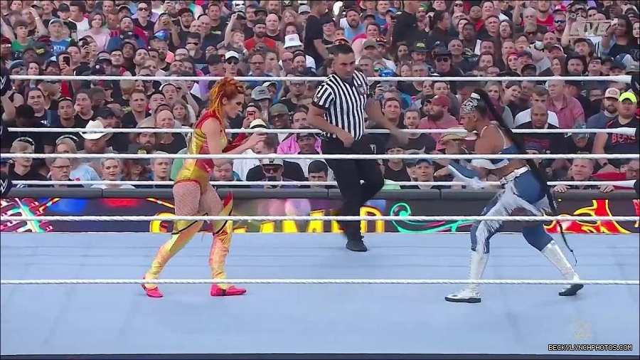 WWE_SummerSlam_2022_720p_WEB_h264-HEEL_mp4_000561054.jpg