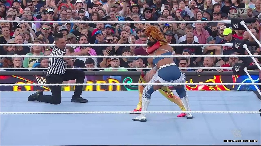WWE_SummerSlam_2022_720p_WEB_h264-HEEL_mp4_000566654.jpg