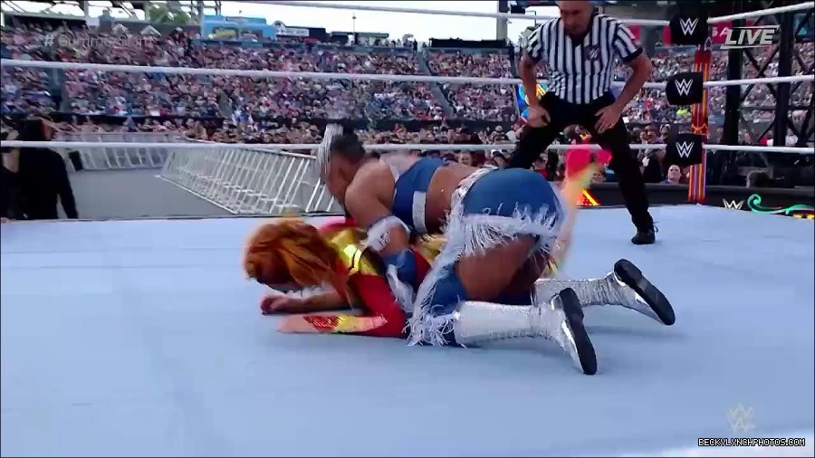 WWE_SummerSlam_2022_720p_WEB_h264-HEEL_mp4_000579454.jpg