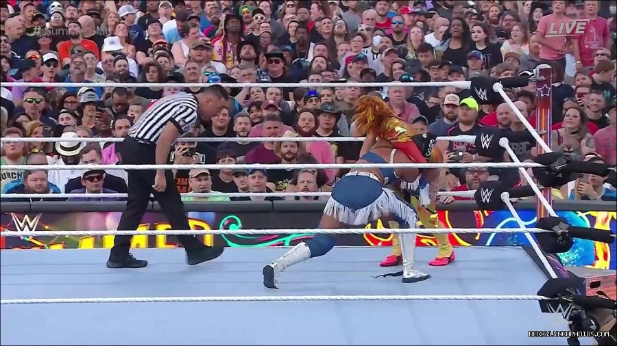 WWE_SummerSlam_2022_720p_WEB_h264-HEEL_mp4_000601054.jpg