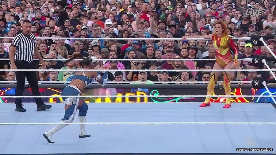 WWE_SummerSlam_2022_720p_WEB_h264-HEEL_mp4_000609054.jpg