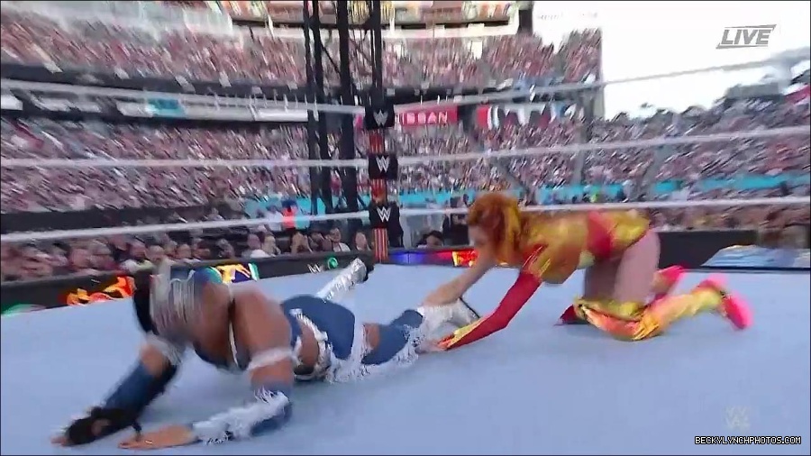 WWE_SummerSlam_2022_720p_WEB_h264-HEEL_mp4_000623854.jpg
