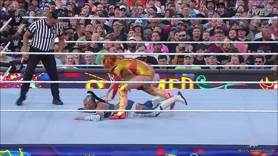 WWE_SummerSlam_2022_720p_WEB_h264-HEEL_mp4_000625454.jpg