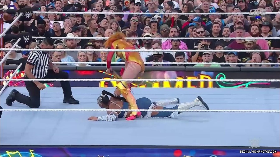 WWE_SummerSlam_2022_720p_WEB_h264-HEEL_mp4_000626254.jpg