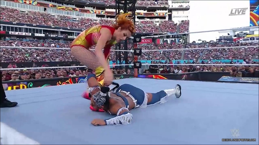 WWE_SummerSlam_2022_720p_WEB_h264-HEEL_mp4_000627054.jpg