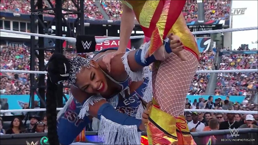 WWE_SummerSlam_2022_720p_WEB_h264-HEEL_mp4_000647454.jpg